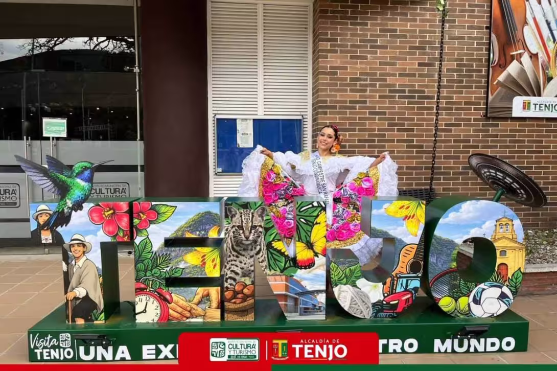 Julieta López fue finalista nacional en el Reinado Intercolegiado del Sanjuanero Huilense