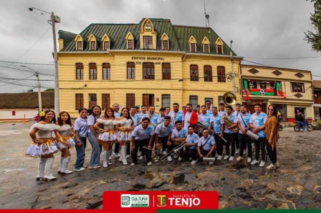 Tenjo promovió el intercambio cultural con la visita de la Banda Latina Independiente Pahula de Guatemala