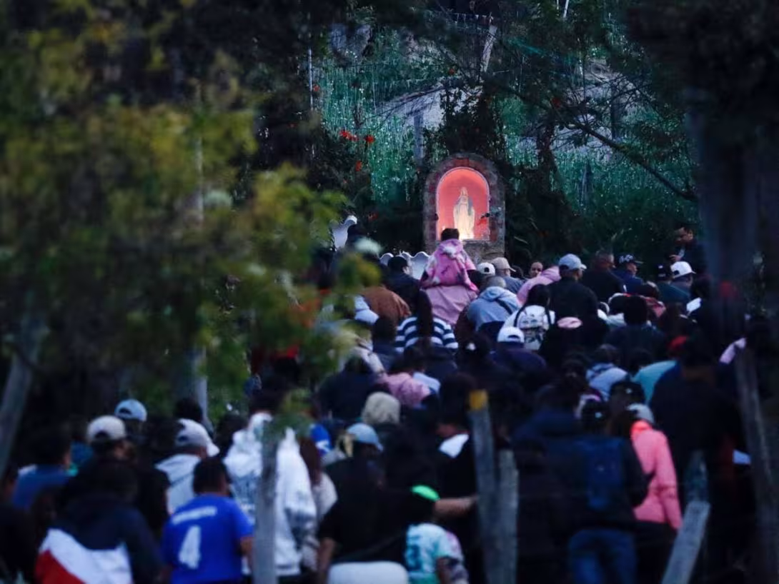 Tenjo vivió el Viernes Santo con el tradicional Viacrucis por el Camino de la Cruz